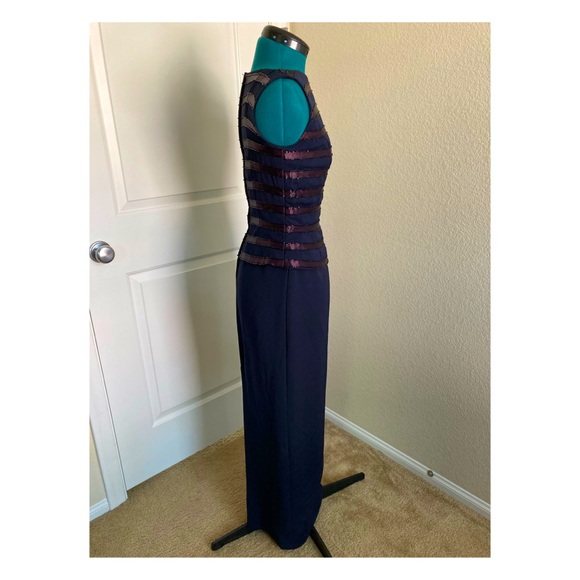 Marie St. Claire Vintage Dress in Navy Blue - Picture 2 of 5